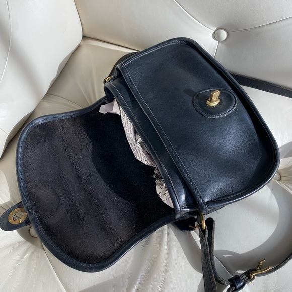 Vintage COACH Prairie Bag in Black Leather Messenger Flap Turnlock Satchel 9954 - Picture 8 of 16